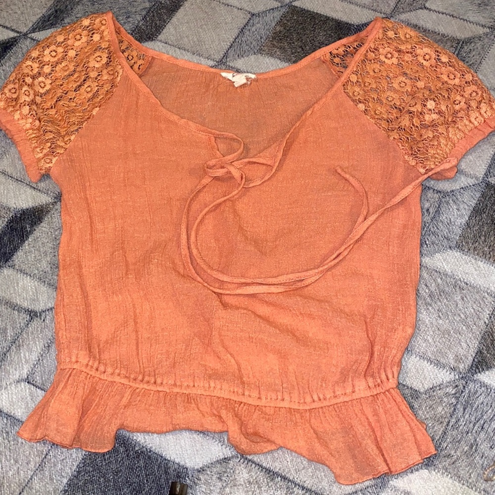 Women’s shirt
